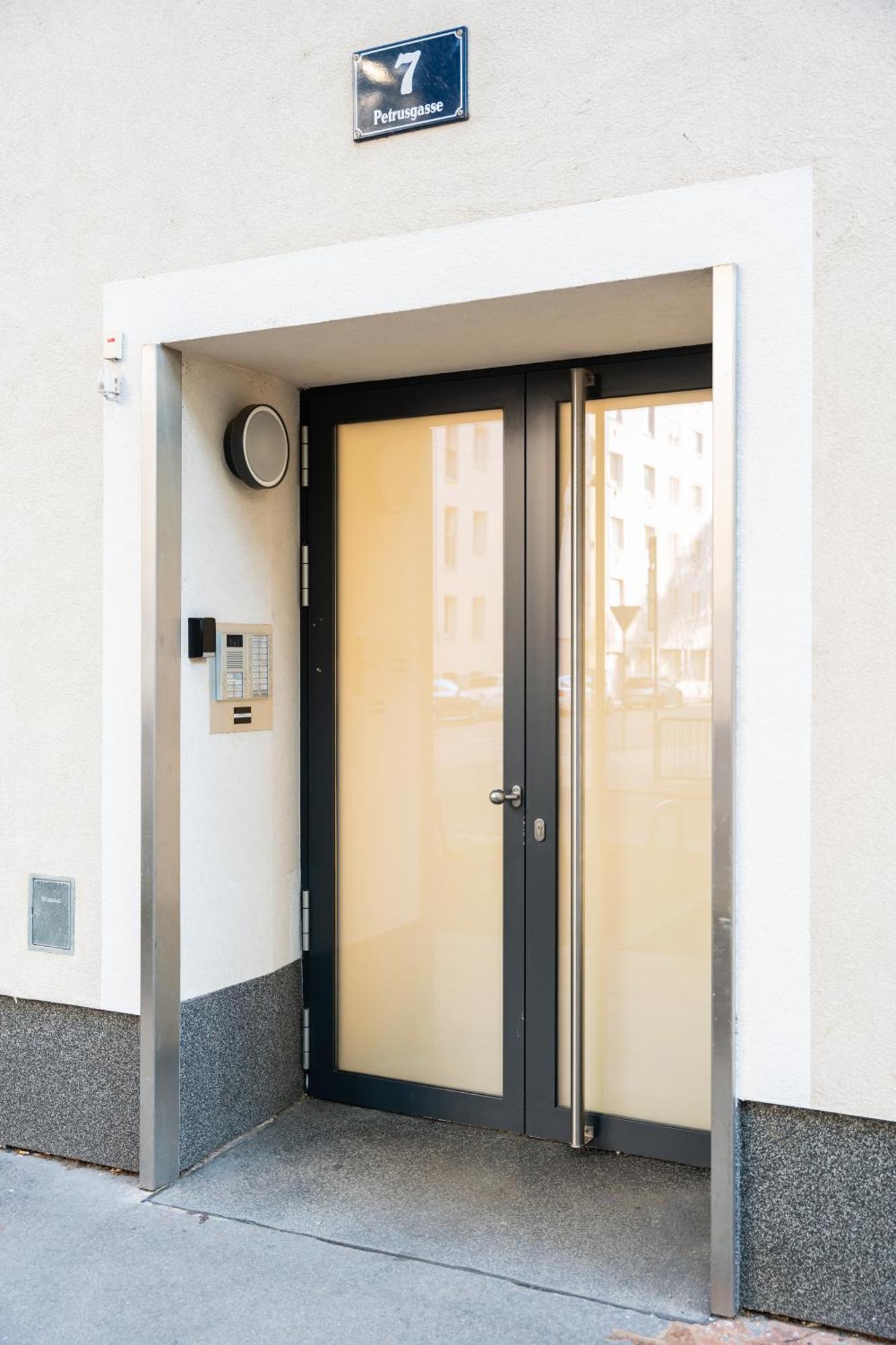 Vienna City Apartment Petrusgasse エクステリア 写真